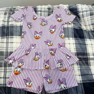 Wild Rich Kids striped Daisy romper, size 7/8, purple